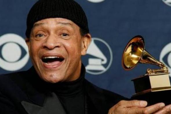 قبل ساعات من بدء الحفل.. وفاة المغني أل جارو الحائز على 7 جوائز  Grammy