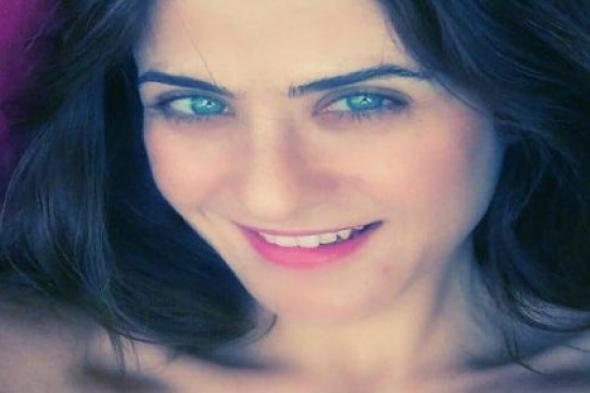 صورة- هيدي كرم ترد على نصيحة إحدى العلامات العالمية لها