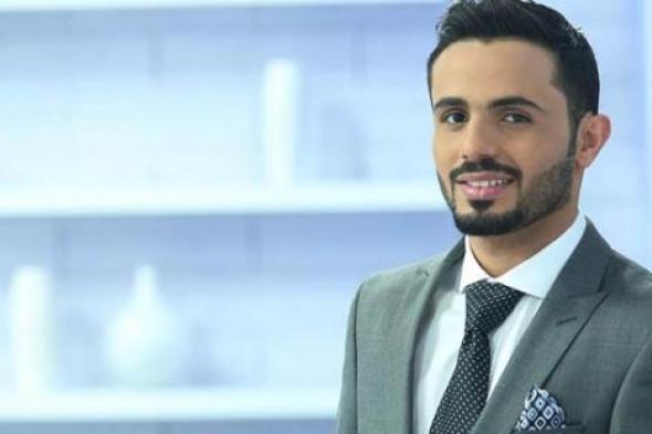 المتسابق اليمني عمار محمد يبكي وهو يغني لوطنه في Arab Idol.. وأروى حاضرة