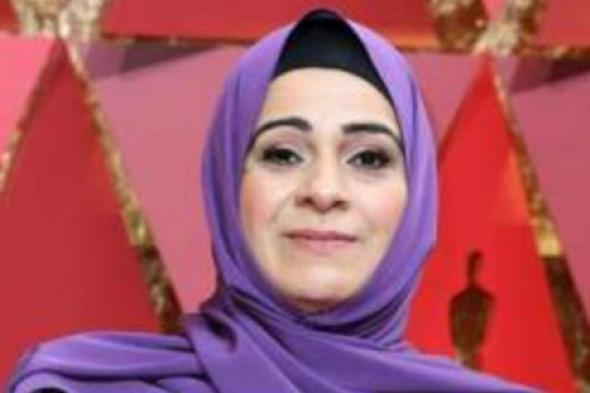 صورة- رغم تحذيرات ترامب بشأن اللاجئين.. السورية بطلة "وطني" تحضر حفل #أوسكار_2017