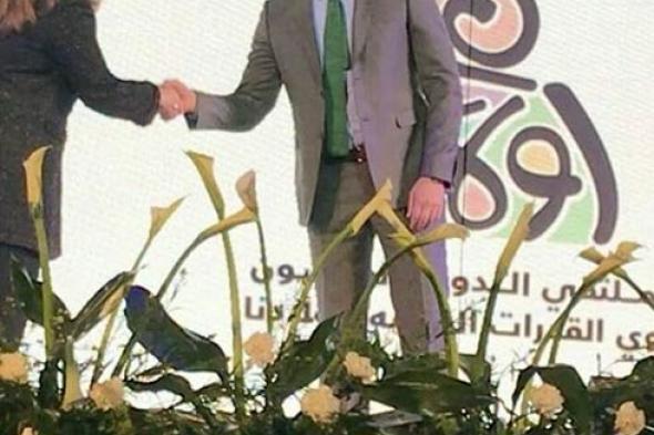 بالصور والفيديو- تعيين عمرو يوسف سفيرا للاتحاد المصرى للإعاقات الذهنية.. كندة علوش ترافقه