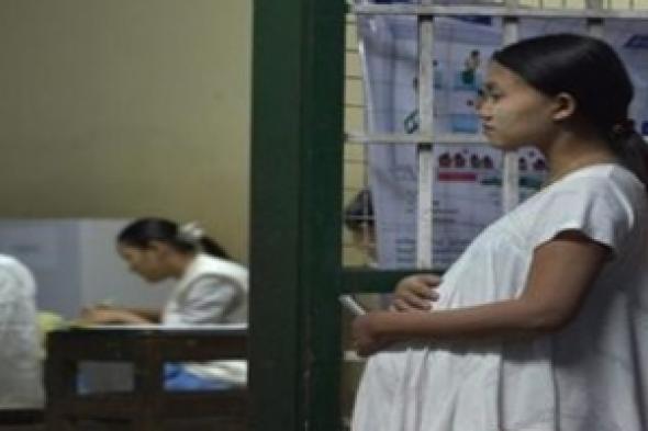 وفاة ثماني نساء يومياً أثناء الحمل والولادة في بورما