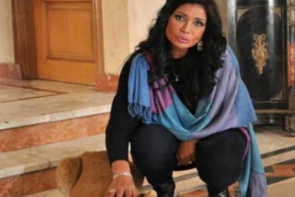 سوسن بدر تنفي منعها من دخول السعودية: لقد أديت فريضة الحج