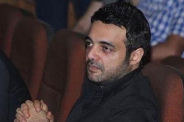 عمرو محمود ياسين: نحتاج سيارة نصف نقل لجوائز والدي