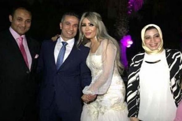 شاهد- إيمان أبو طالب مع عريسها المتحدث العسكري السابق في جلسة تصوير رومانسية