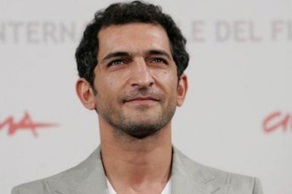 إخلاء سبيل عمرو واكد في تهمة تحطيمه لسيارة طالب.. ويعقّب: اتهام ملفق لي
