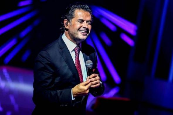 بالفيديو- راغب علامة يحقق حلم طفلة كويتية بالوقوف معه على مسرح أوبرا الكويت