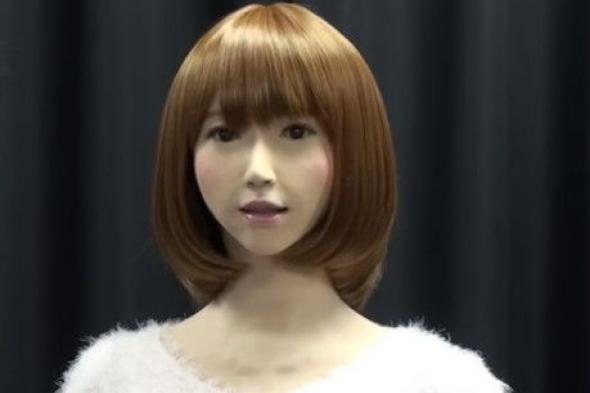 بالفيديو: لا حاجة لمذيعي الأخبار.. "روبوت" يابانية ستحلّ مكانهم!
