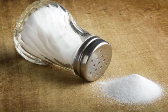 هل يجب الامتناع عن الملح نهائياً؟