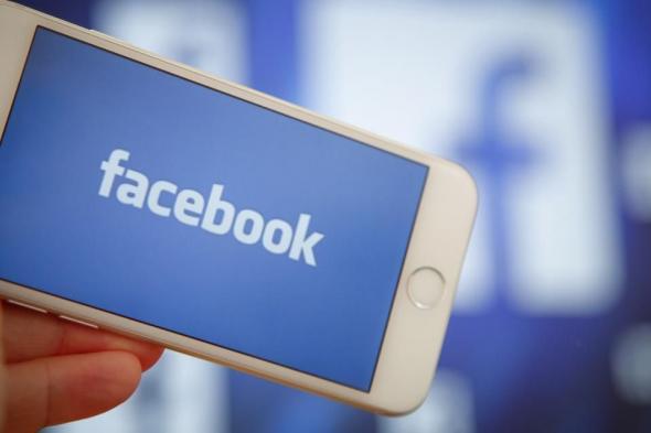 فيسبوك قد تفرض قريبًا رسوم اشتراك شهري على المجموعات