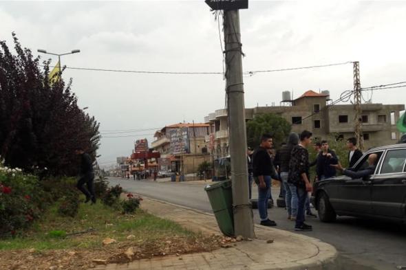 مواطنون يقفلون عدداً من الطرقات في الجبل والبقاع
#lebanon24
  via @Lebanon24