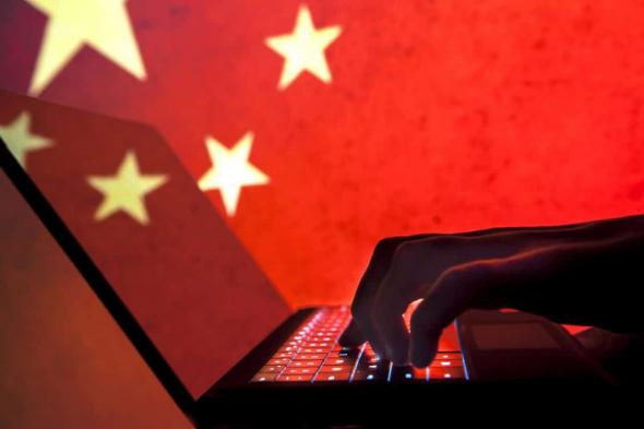 متسللون مدعومون من الصين يسرقون الرسائل النصية وسجلات الهاتف
