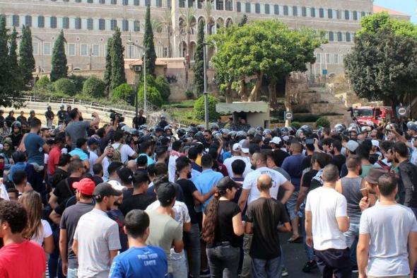 هكذا سيتعامل الجيش وقوى الأمن الداخلي توازياً مع جلسة الغد  via @Lebanon24
#lebanon24