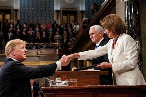 تحقيق "عزل #ترامب".. #بيلوسي تلوّح بـ "الأدلّة الواضحة"
#lebanon24
  via @Lebanon24