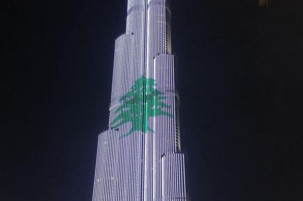 #الإمارات تضيء برج خليفة بالعلم اللبناني 

#lebanon24

 via @Lebanon24