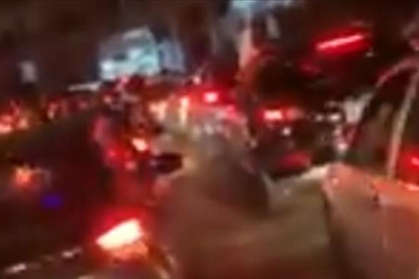 مواكب سيّارة لمناصري "الوطني الحر" باتجاه بكفيا (فيديو) 
#لبنان
#lebanon24
 via @Lebanon24