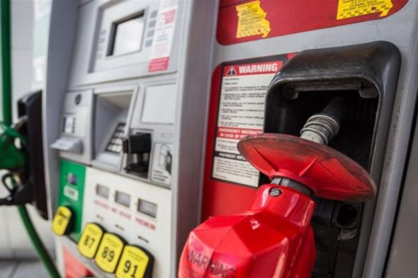 #البستاني: نأمل أن تكون نتيجة المناقصة الإثنين إيجابية لنبدأ باستيراد #البنزين  
#لبنان
#lebanon24
 via @Lebanon24