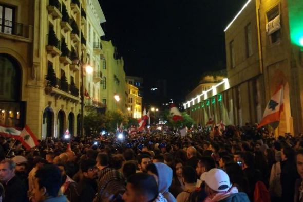 عشية الإستشارات.. قطع طرقات واحتجاجات في #بيروت ومناطق مختلفة  
#lebanon24

 via @Lebanon24