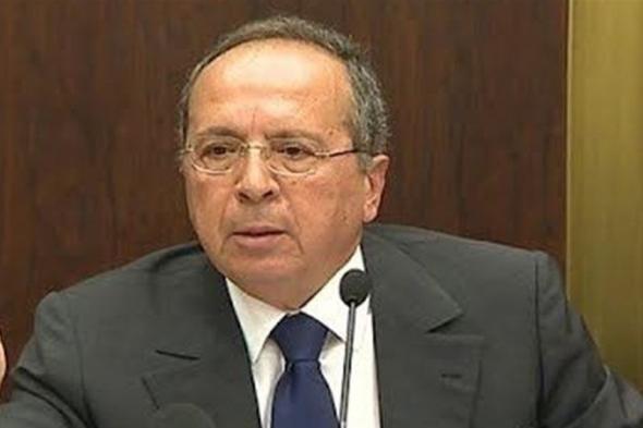 السيد يردّ على الحسن: كل هالأجهزة بوزارتك ومش قادرين يعرفوا؟ 
#lebanon24

 via @Lebanon24