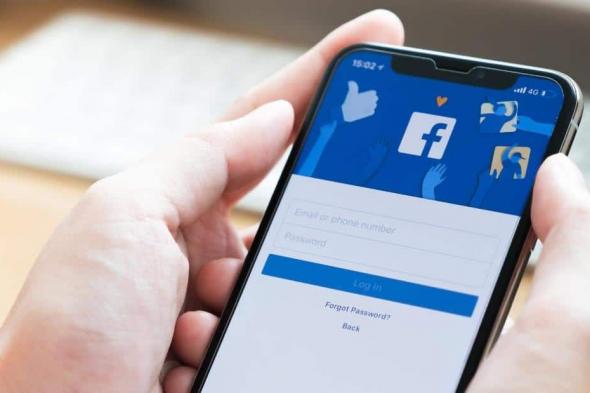 فيسبوك تفصل أرقام الهواتف عن ميزة اقتراح الأصدقاء
