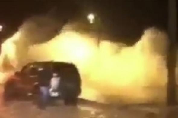 الأمواج تجتاح طريق المنارة.. شاهدوا الفيديو المرفق  
#لبنان
#lebanon24
 via @Lebanon24