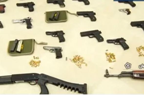 طهران: ضبط أسلحة أميركية الصنع في أصفهان (فيديو)  
#lebanon24 
 via @Lebanon24