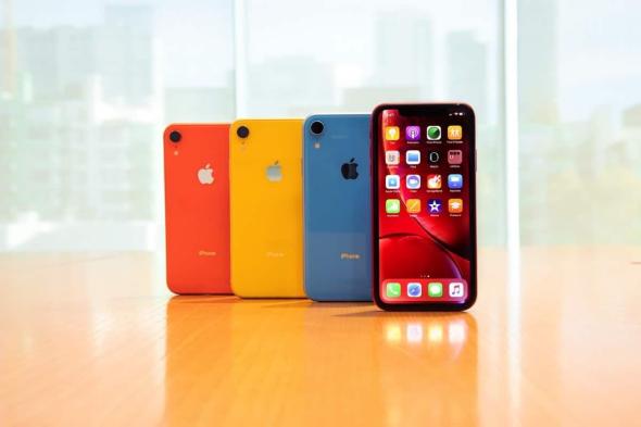 iPhone XR الهاتف الذكي الأكثر مبيعًا في العالم