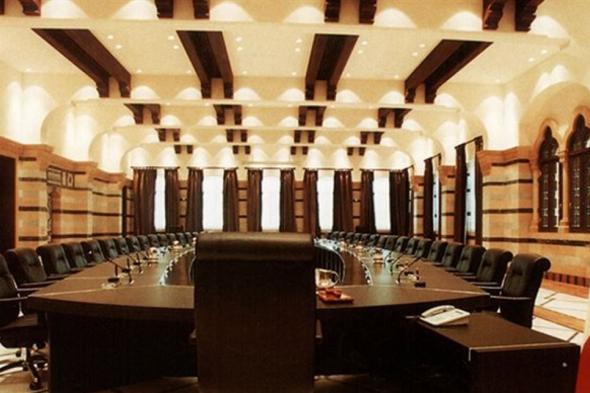 تفاصيل جديدة عن الحكومة المرتقبة: 18 وزيراً بقبعات سياسية.. و"أسيرة حقل ألغام"! #لبنان 
#lebanon24
  via @Lebanon24