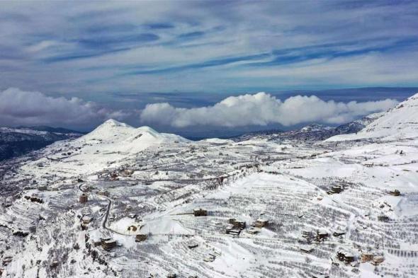 33 سيارة علقت بالثلوج في عيون السيمان وباكيش.. والدفاع المدني أنقذ الركاب! #لبنان 
#lebanon24
 via @Lebanon24