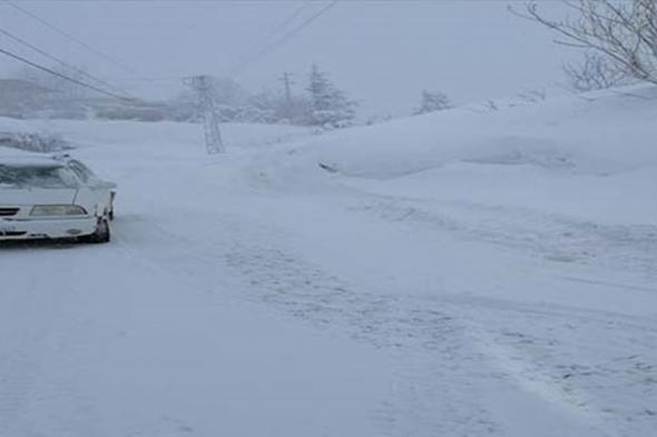 هذه الطرقات مقطوعة بسبب تراكم الثلوج 
#لبنان
#lebanon24
 via @Lebanon24