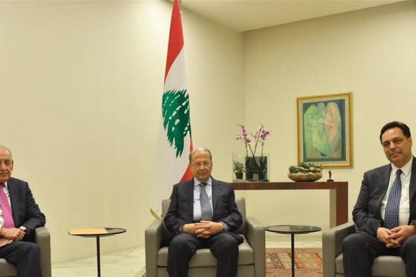 3 لاءات.. دياب يعاني و"أمل" و" #حزب_الله " و"التيار" تركوه وحيداً! #لبنان 
#lebanon24
  via @Lebanon24