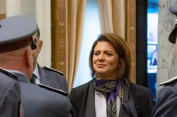 ريا الحسن: لا نقبل التعرض للاعلاميين وكذلك لقوى الامن وملف الموقوفين بعهدة القضاء 
#lebanon24 
 via @Lebanon24