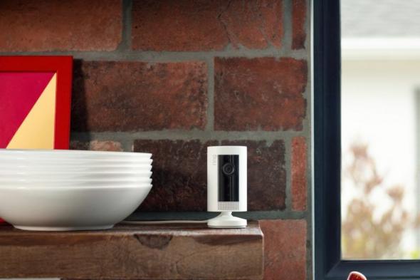 Ring Indoor Cam أول كاميرا أمنية مخصصة للمساحات الداخلية