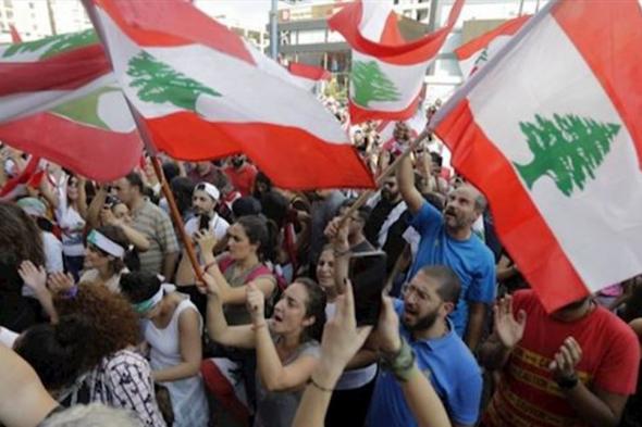 الكباش القضائي انتقل إلى الشارع.. محامون يتحركون رفضاً لتدخّل السياسيّين! #لبنان
#Lebanon24
 via @Lebanon24
