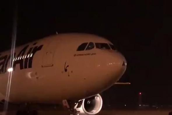 أكثر من 100 راكب على متن الطائرة الإيرانية.. هل من عوارض #كورونا؟ (فيديو) 
#لبنان
#lebanon24
 via @Lebanon24