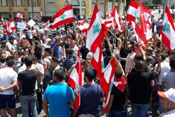 "ثوار" يلتحقون بـ"#الكتائب" وشركاه: لإسقاط #السلاح وانتخابات مبكرة!  
#lebanon24 
 via @Lebanon24