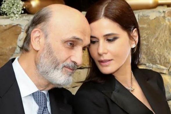 عشاءٌ خاص يجمع سمير وستريدا جعجع في باريس (صورة) 

#lebanon24

 via @Lebanon24