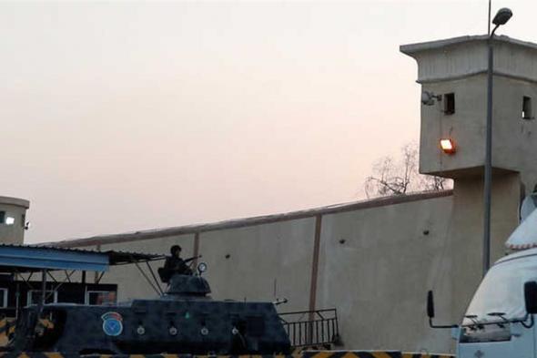 بعد عامين ونصف من التوقيف بسبب فيديوهات ساخرة... مصر تطلق ناشطاً "بشروط"! 
#lebanon24
 via @Lebanon24