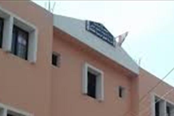 معهد سير الضنية الفني يقفل أبوابه غداً بعد إصابة أحد أساتذته 

#lebanon24

 via @Lebanon24